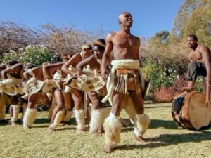 Beautifully combines the rich traditions of Zulu dance